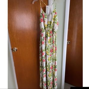 Everly Maxi dress size small